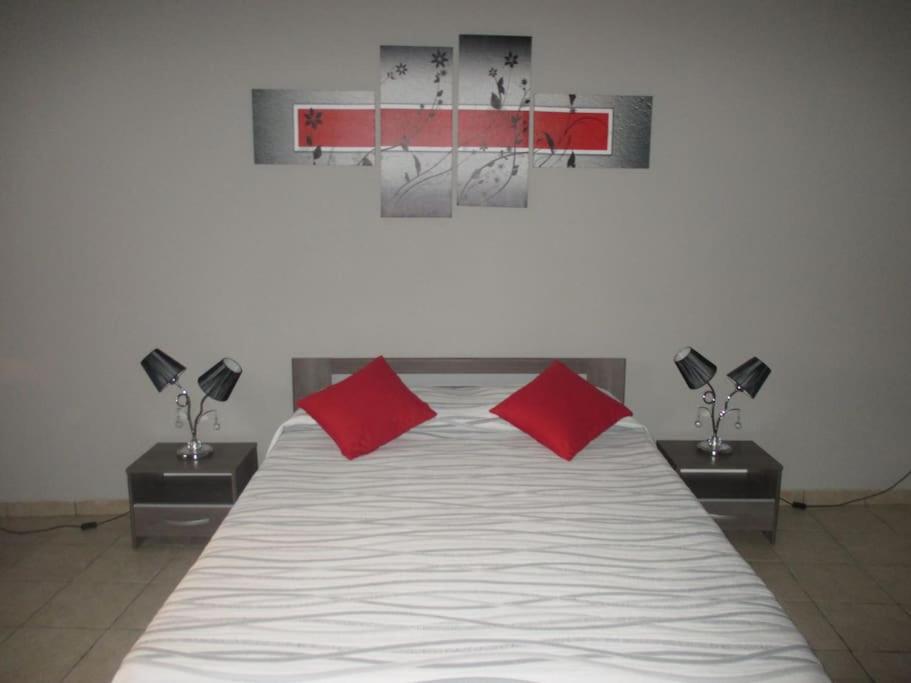 Double Room with Shared Bathroom at Home away from Home